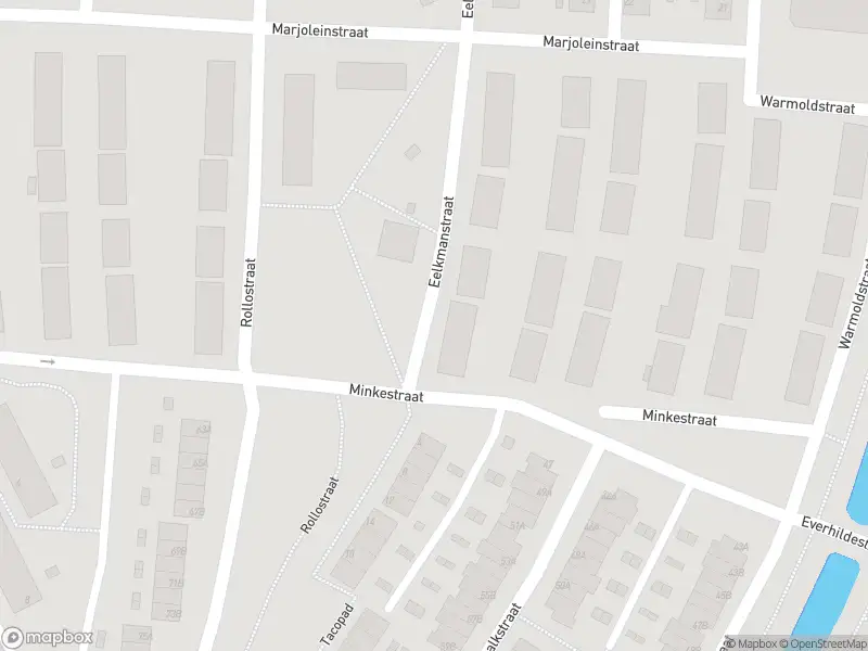 Brandweer met gepaste spoed naar de Wevershoekstraat in Rotterdam vanwege wateroverlast