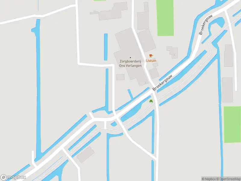 Ambulance met grote spoed naar de Broekergouw in Waterland