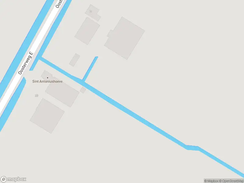 Ambulance met gepaste spoed naar de Oosterweg E in Purmer