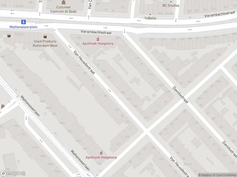 Ambulance met grote spoed naar de Van Heusdestraat in Rotterdam