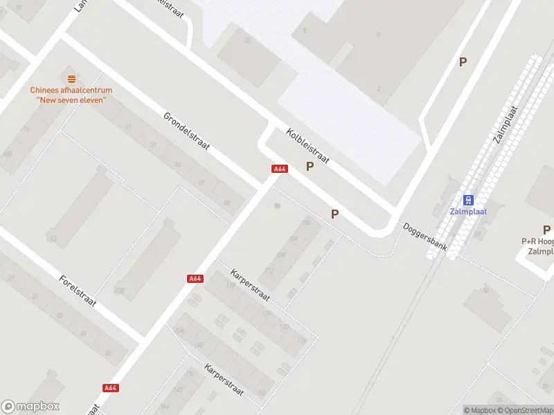 Ambulance met grote spoed naar de Karperstraat in Hoogvliet Rotterdam