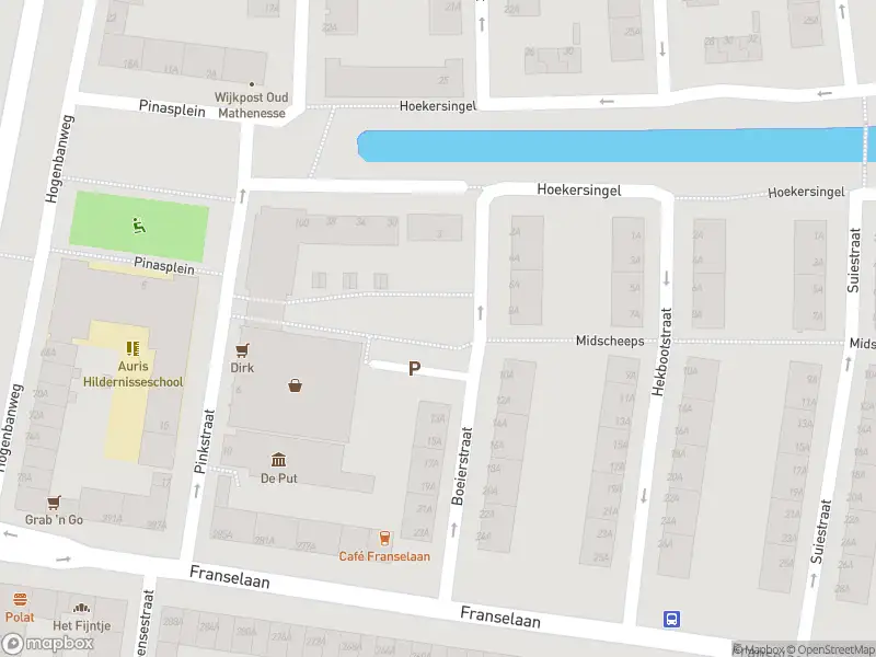 Ambulance met grote spoed naar de Boeierstraat in Rotterdam