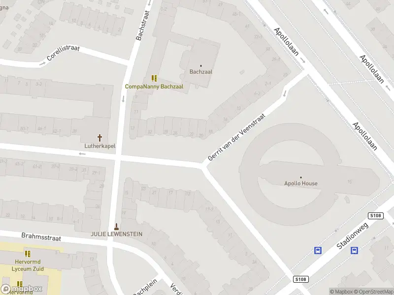 Brandweer met grote spoed naar de Bachstraat in Amsterdam vanwege gebouwbrand