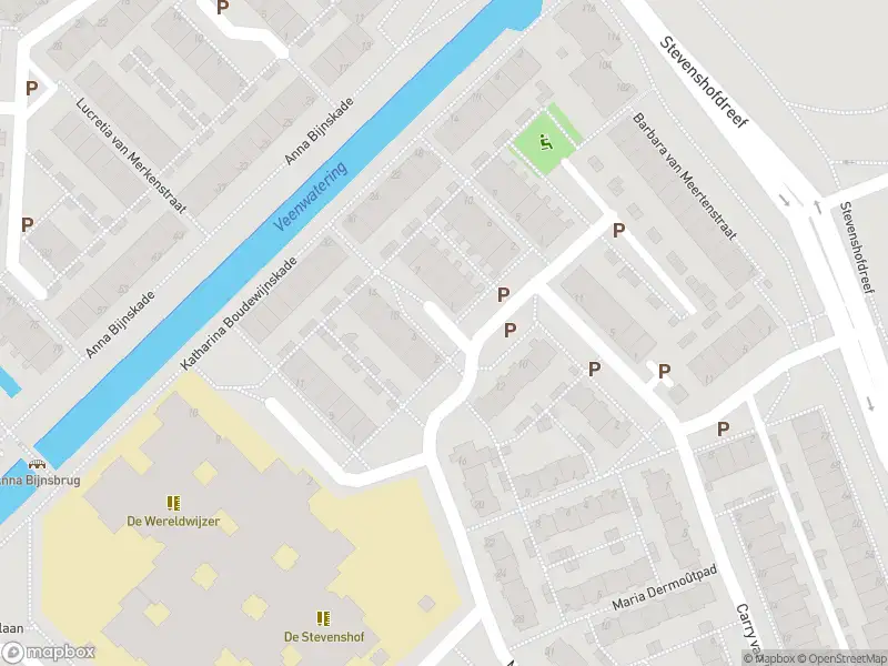Ambulance naar de Aagje Dekenstraat in Leiden