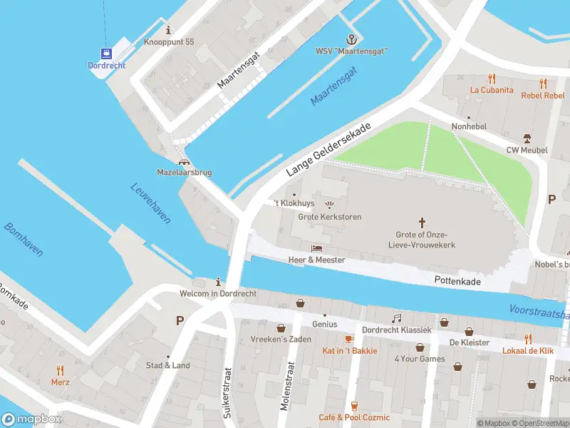 Ambulance naar de Lange Geldersekade in Dordrecht