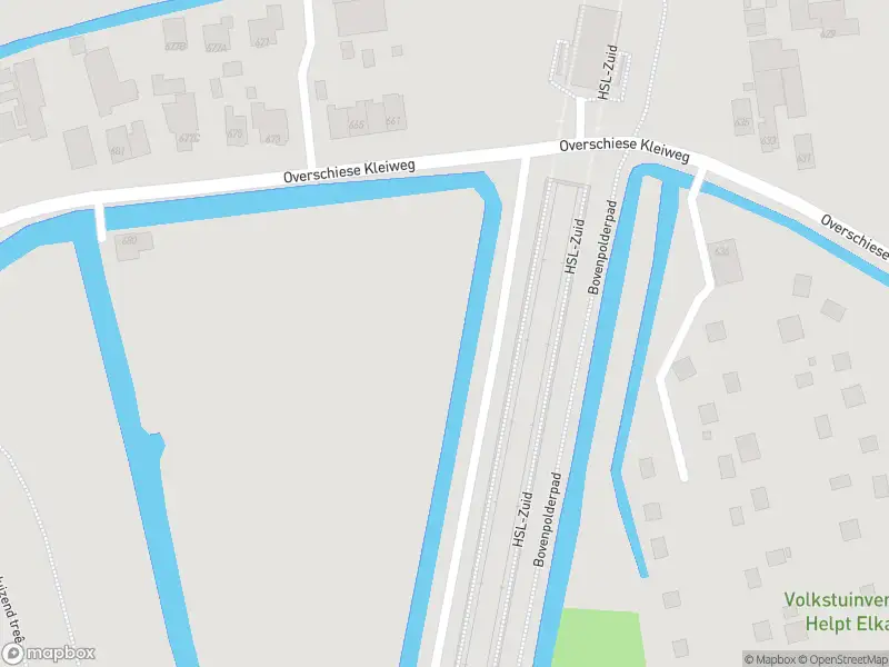 Ambulance met grote spoed naar de Overschiese Kleiweg in Rotterdam