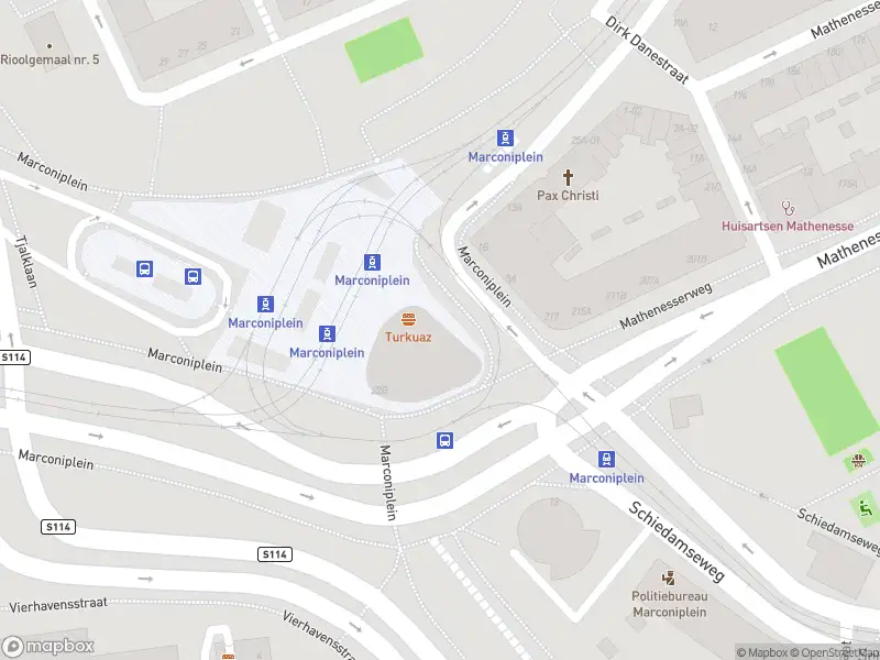 Ambulance met gepaste spoed naar de Marconiplein in Rotterdam