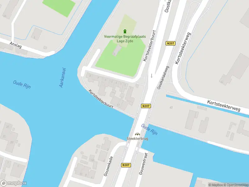 Ambulance met grote spoed naar de Kortsteekterbuurt in Alphen aan den Rijn