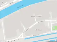 Brandweer met grote spoed naar de Woudmansstraat in Leeuwarden vanwege afgaan automatisch brandalarm