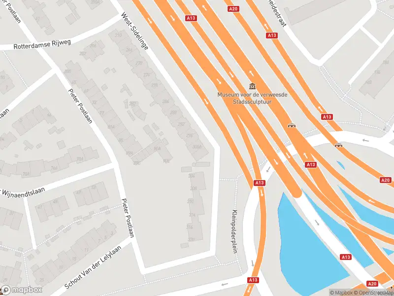 Ambulance met grote spoed naar de West-Sidelinge in Rotterdam