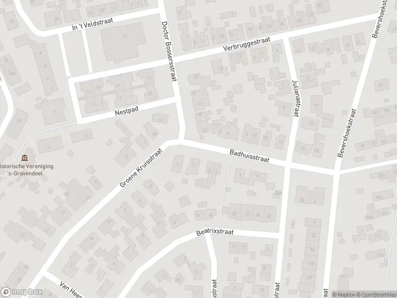 Ambulance met gepaste spoed naar de Badhuisstraat in 's-Gravendeel