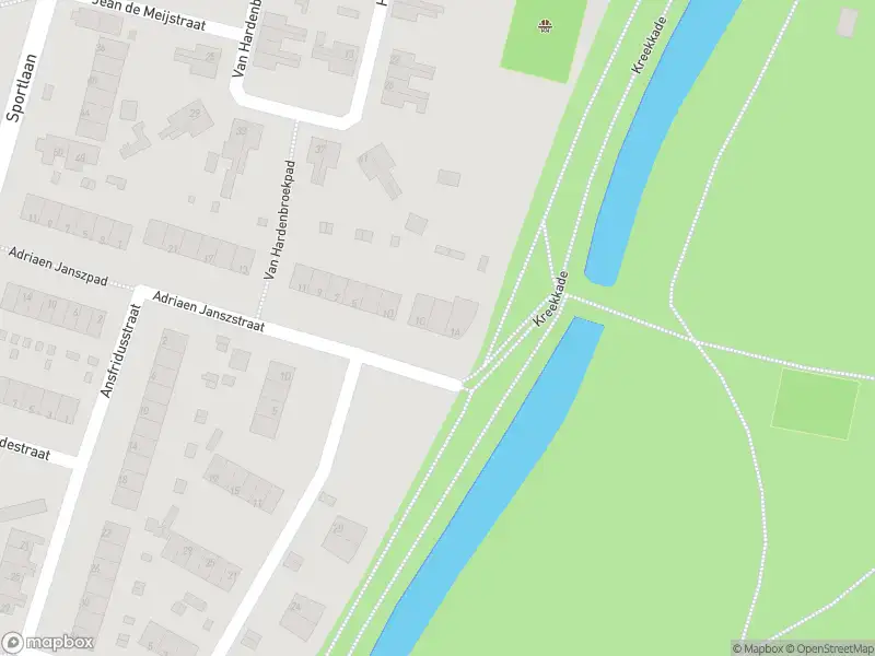 Ambulance met grote spoed naar de Adriaen Janszstraat in Rotterdam