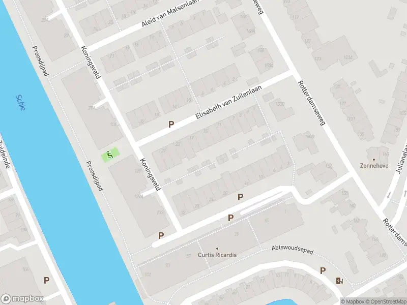 Ambulance met grote spoed naar de Koningsveld in Delft