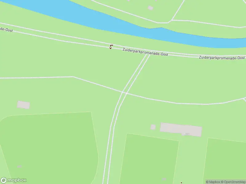 Ambulance met grote spoed naar de Oldegaarde in Rotterdam