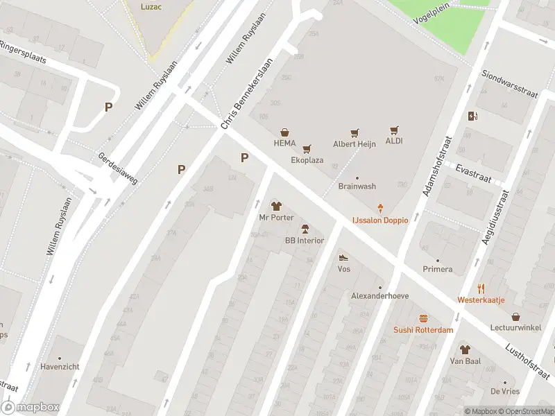 Ambulance met gepaste spoed naar de Lusthofstraat in Rotterdam