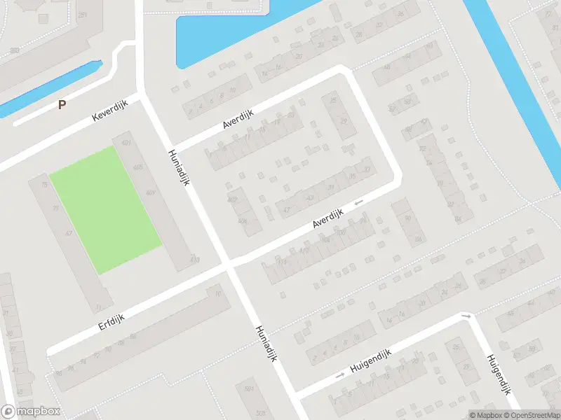 Ambulance met grote spoed naar de Huniadijk in Rotterdam