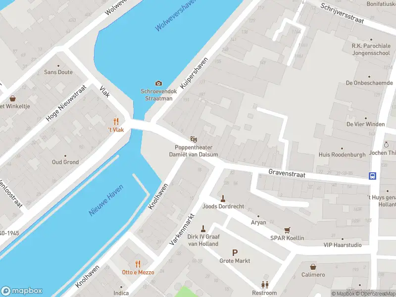 Ambulance met gepaste spoed naar de Aardappelmarkt in Dordrecht