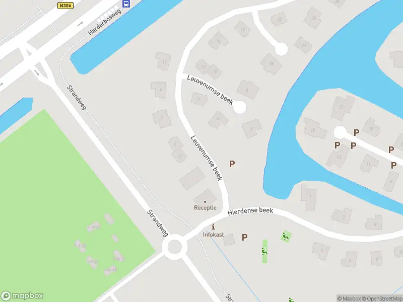 Brandweer met grote spoed naar de Leuvenumse beek in Biddinghuizen vanwege reanimatie