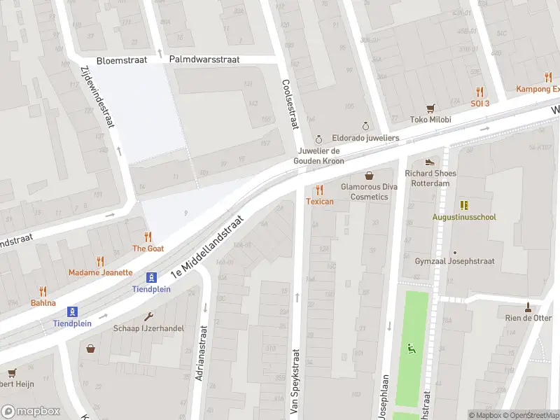 Ambulance met grote spoed naar de 1e Middellandstraat in Rotterdam