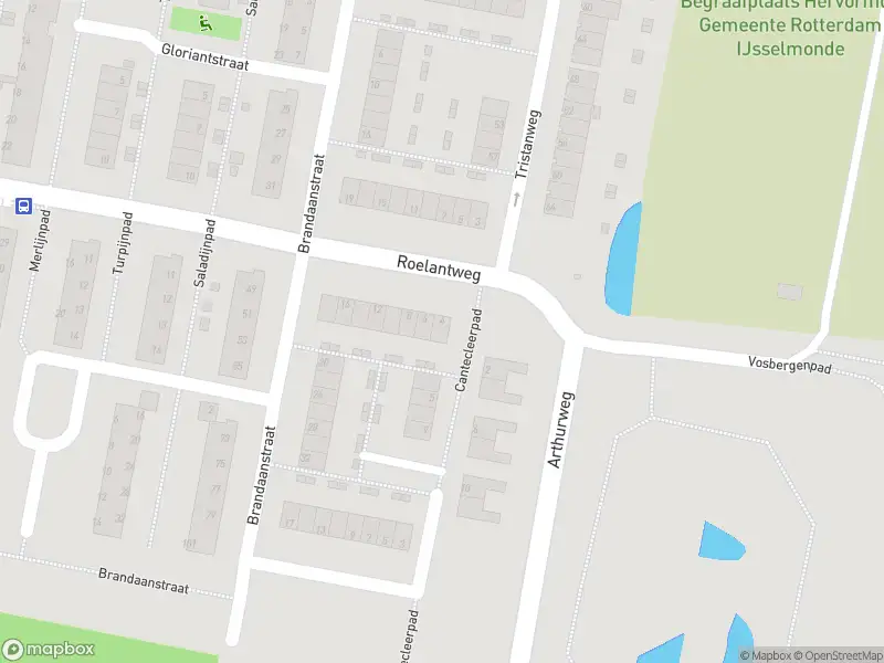 Brandweer met gepaste spoed naar de Roelantweg in Rotterdam