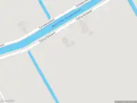 Brandweer met grote spoed naar de Compagnonsfeart in Lippenhuizen vanwege personen te water