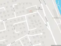 Brandweer met gepaste spoed naar de Den Osse in Brouwershaven vanwege een liftopsluiting