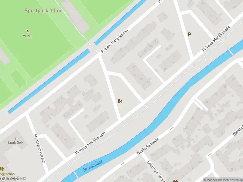 Ambulance met grote spoed naar de Jan Ligthartstraat in Voorburg