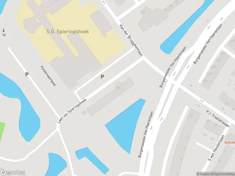 Ambulance met gepaste spoed naar de Burgemeester Van Haarenlaan in Schiedam