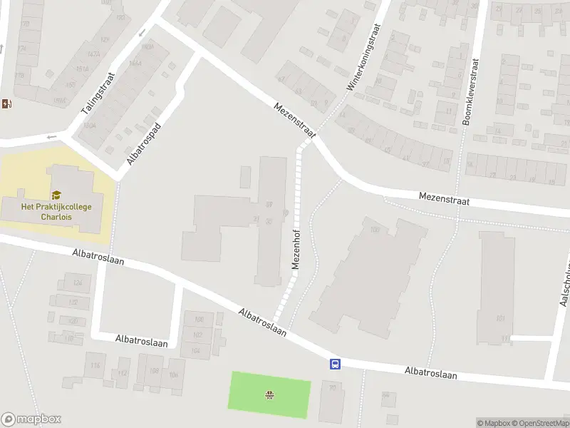 Ambulance met gepaste spoed naar de Mezenhof in Rotterdam