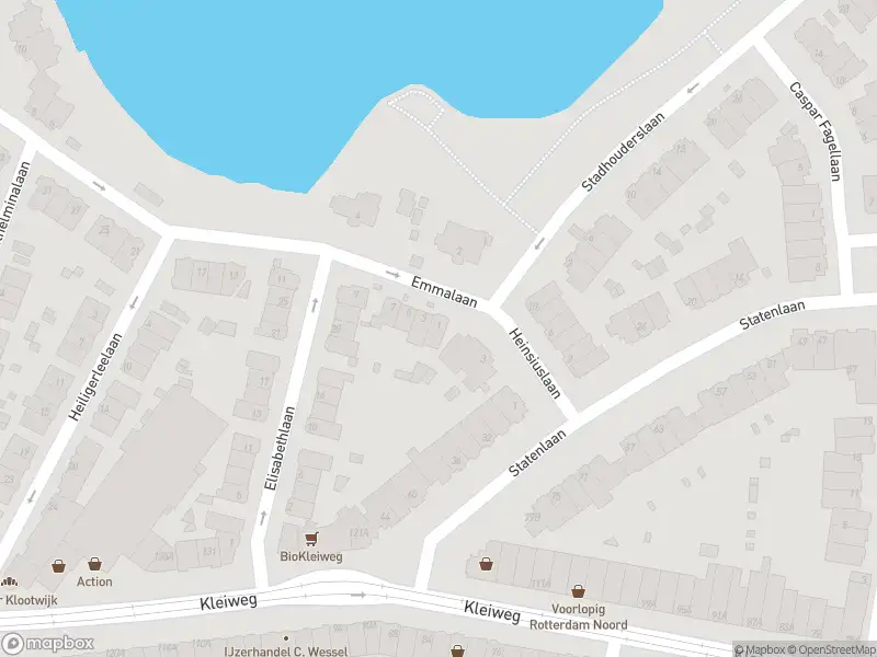 112 melding Ambulance met gepaste spoed naar de Emmalaan in Rotterdam