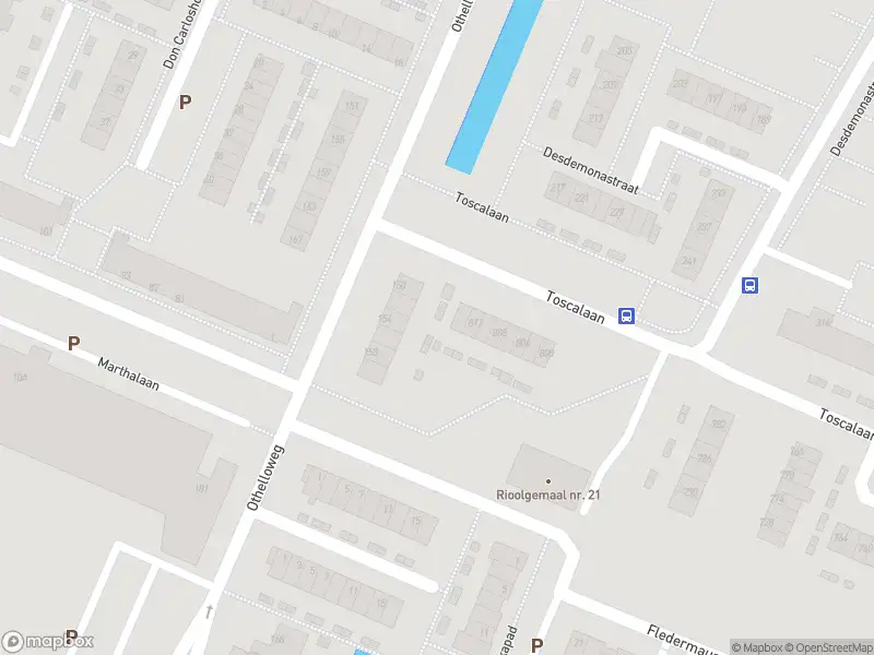 Ambulance met gepaste spoed naar de Fideliolaan in Hoogvliet Rotterdam