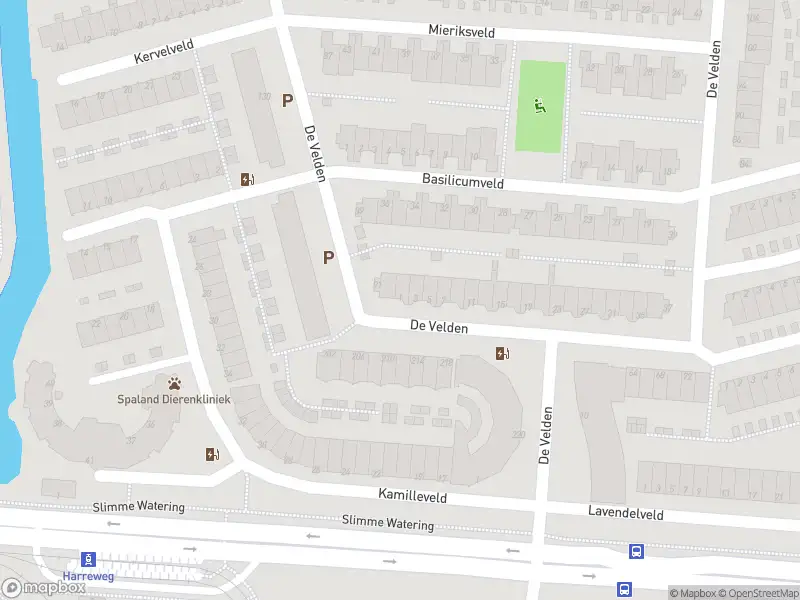 Ambulance met grote spoed naar de De Velden in Schiedam