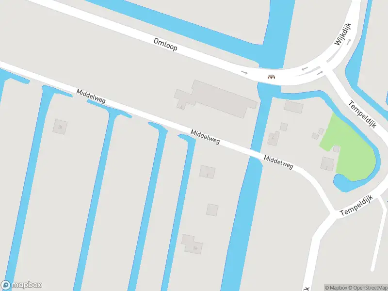 Ambulance met grote spoed naar de Middelweg in Reeuwijk
