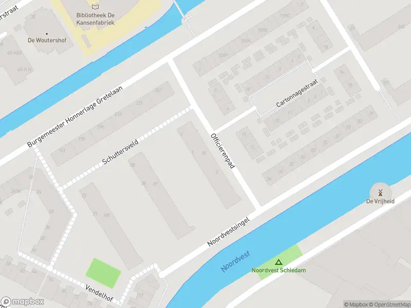 Ambulance met grote spoed naar de Schuttersveld in Schiedam