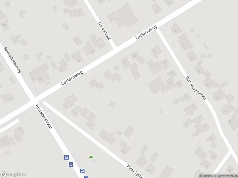 Politie naar de Ceresstraat in Stevensbeek vanwege personen te water