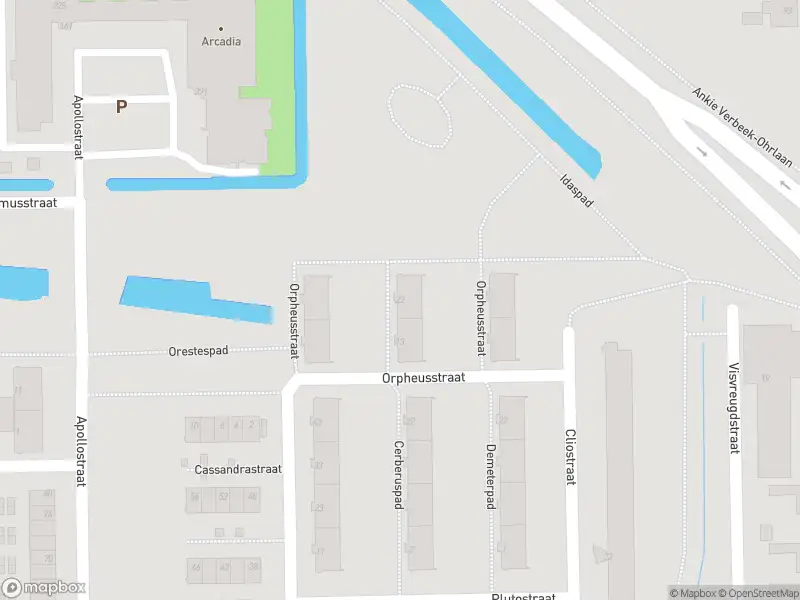 Ambulance met grote spoed naar de Orpheusstraat in Rotterdam