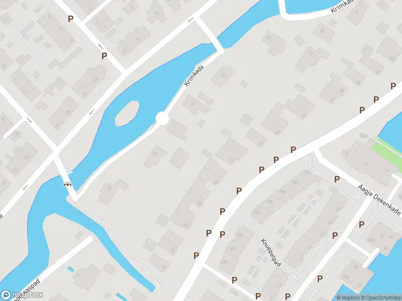 Brandweer met gepaste spoed naar de Krimkade in Voorschoten vanwege voertuigbrand