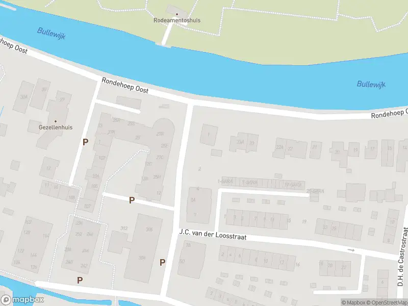 Ambulance met grote spoed naar de Theresiastraat in Ouderkerk aan de Amstel