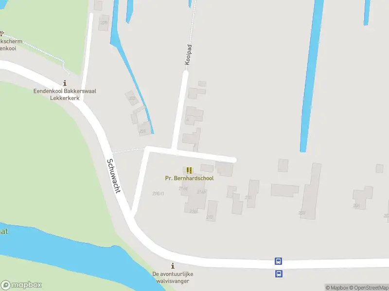 Brandweer met grote spoed naar de Prins Bernhardstraat in Lekkerkerk vanwege personen te water