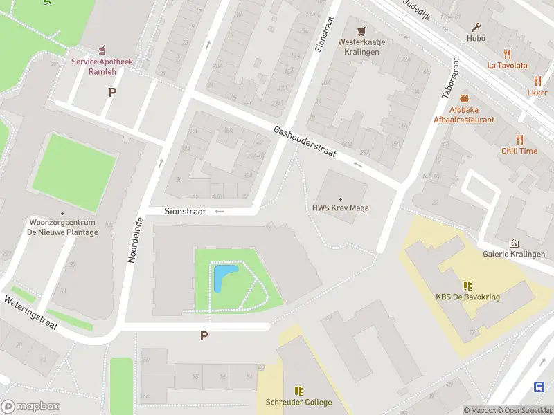 Ambulance met gepaste spoed naar de Sionstraat in Rotterdam