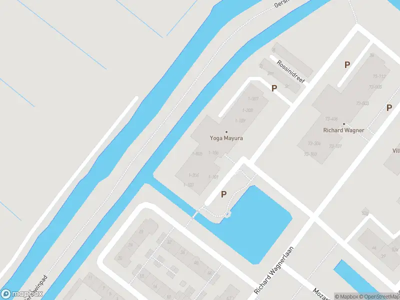 Ambulance met gepaste spoed naar de Rossinidreef in Voorschoten