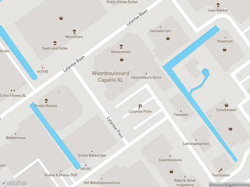 Ambulance met grote spoed naar de Lylantse Baan in Capelle aan den IJssel