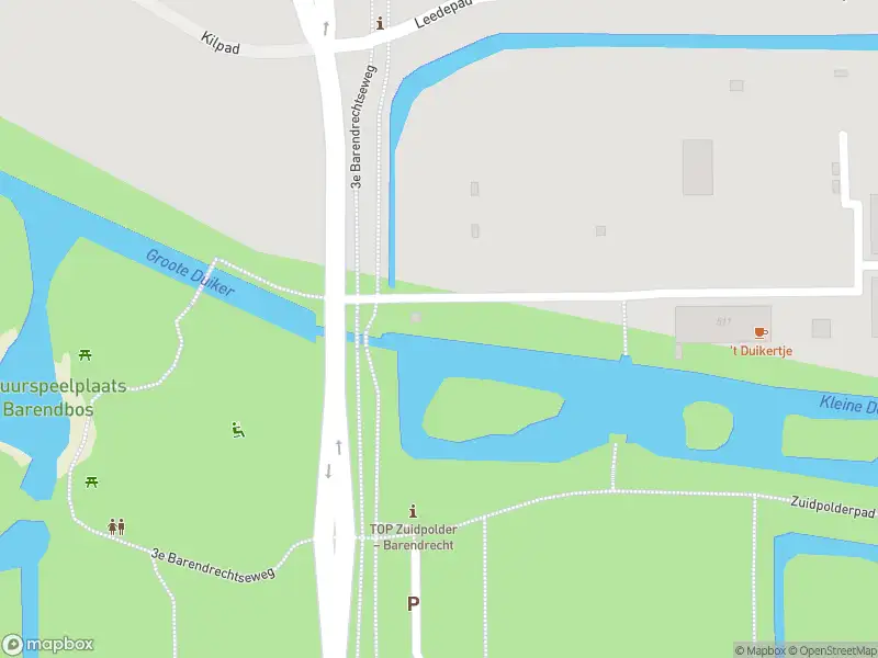 Ambulance met grote spoed naar de 3e Barendrechtseweg in Barendrecht