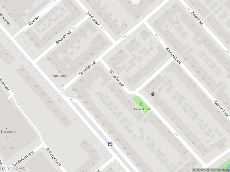 Ambulance met grote spoed naar de Disselstraat in Rotterdam