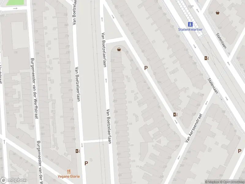 Ambulance met grote spoed naar de Van Foreeststraat in 's-Gravenhage