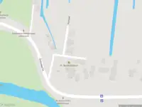 Politie met grote spoed naar de Prins Bernhardstraat in Lekkerkerk vanwege personen te water