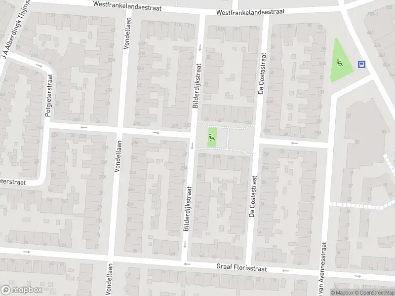 Ambulance met gepaste spoed naar de Dirk van Wassenaarstraat in Schiedam