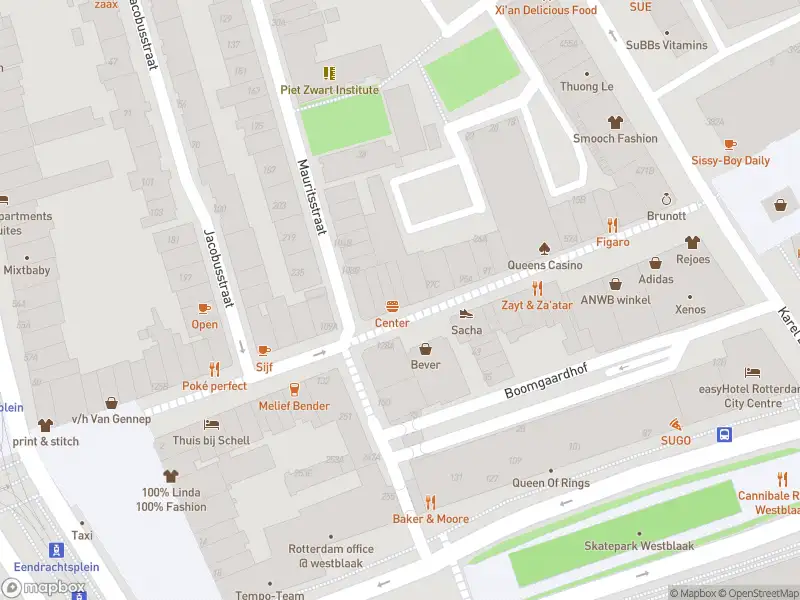 Ambulance met grote spoed naar de Oude Binnenweg in Rotterdam