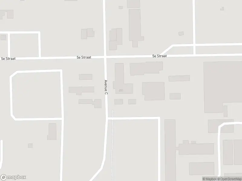 Ambulance, brandweer en politie met gepaste spoed naar de Moezelweg in Europoort Rotterdam