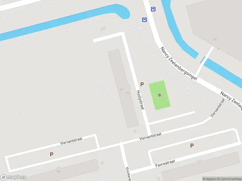 Ambulance met gepaste spoed naar de Huslystraat in Rotterdam